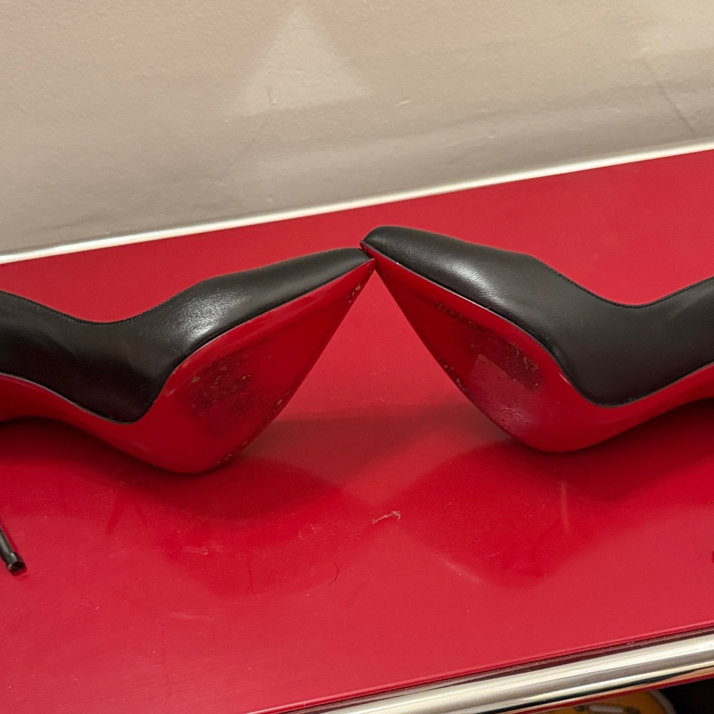 Christian Louboutin PIGALLE FOLLIES Black Leather Pointed-Toe Stiletto Pumps - Picture 5 of 10